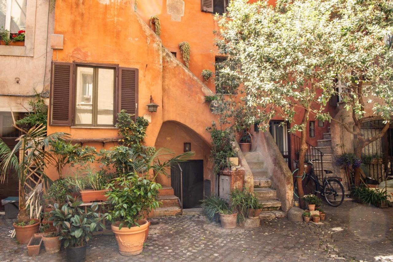 The Red House At Arco Degli Acetari Rome Extérieur photo