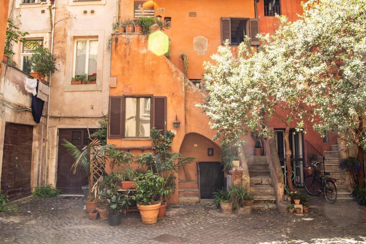 The Red House At Arco Degli Acetari Rome Extérieur photo